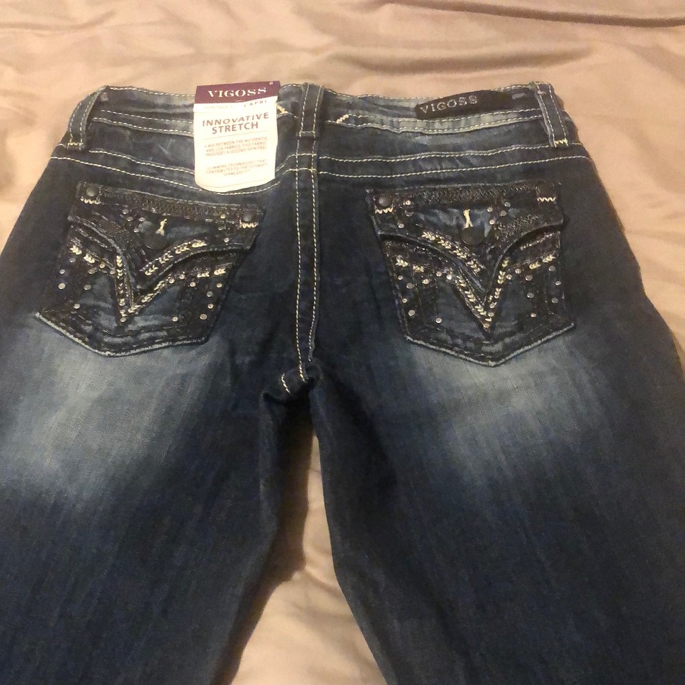 Vigoss Heritage fit capris. Size 8                       New with tags
